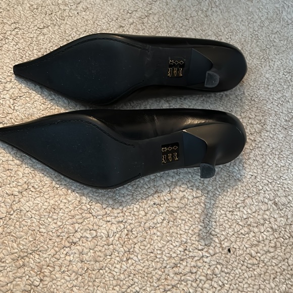 Women’s heels - Picture 2 of 5